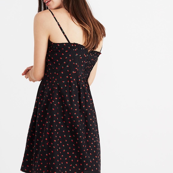 Madewell Pintuck Cami Dress in Fresh Strawberries - Picture 2 of 5
